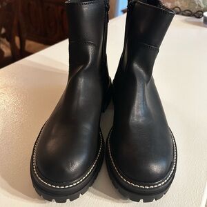 Time & Tru Black Boots. Size 9. NWOTGS.